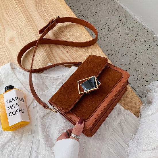 Lock diagonal female bag