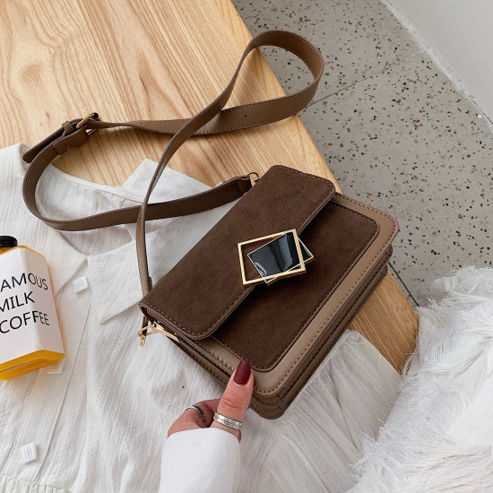 Lock diagonal female bag