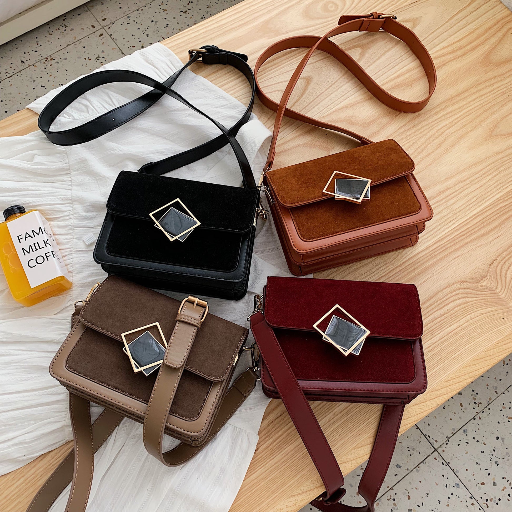 Lock diagonal female bag